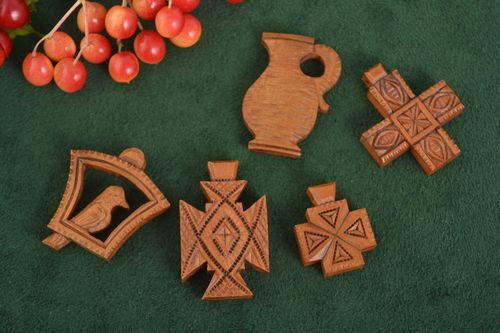 Handmade jewelry set wooden jewelry cross pendants fashion necklaces gift ideas - MADEheart.com