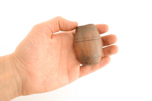 Petite salière en céramique technique de cuisson au lait faite main - MADEheart.com