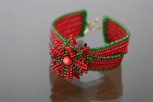 Massive beaded bracelet with flower - MADEheart.com