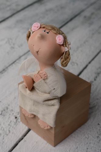 Figurine en céramique de style écologique Ange - MADEheart.com