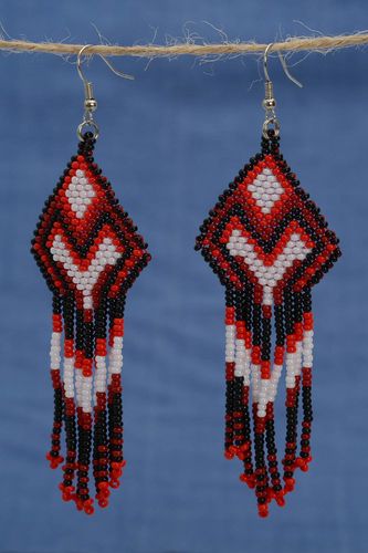 Handmade jewelry seed bead earrings stylish accessories beaded jewelry - MADEheart.com
