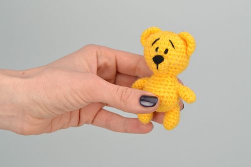 Gehäkeltes Kuscheltier Bär - MADEheart.com