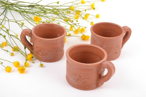 Tazas de arcilla para café hechas a mano cerámica lechera 3 piezas 75 ml - MADEheart.com
