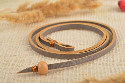 Pulsera hecha a mano de cuero natural bisutería artesanal regalo para mujer - MADEheart.com