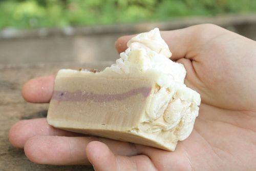 Homemade soap with cinnamon - MADEheart.com