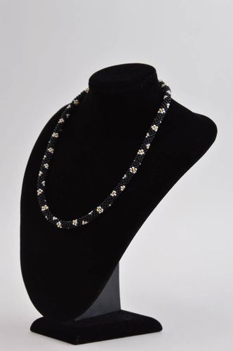 Collier en perles de rocaille fait main Collier fantaisie femme Bijoux originaux - MADEheart.com