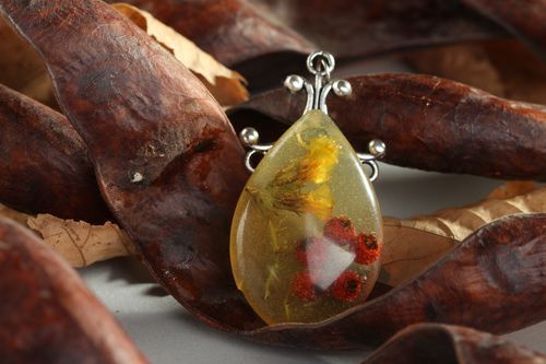 Handmade pendant designer pendant for girls unusual accessory gift for her - MADEheart.com
