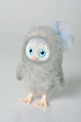 Juguete artesanal muñeco de peluche decorativo regalo original Lechuza - MADEheart.com