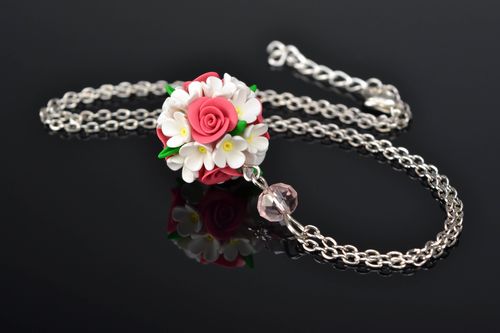 Handmade polymer clay pendant Bouquet of Roses - MADEheart.com