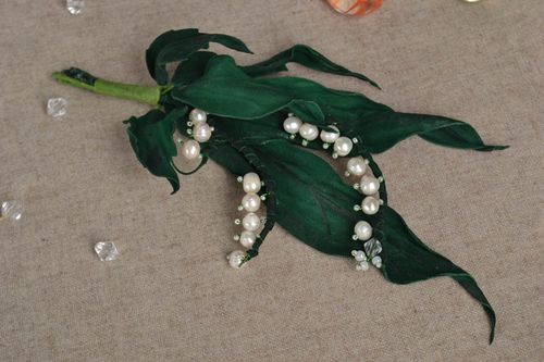 Broche hecho a mano de cuero natural accesorio de moda regalo original  - MADEheart.com