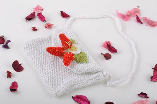 Handmade white shoulder bag crocheted of cotton threads with strawberry for girl  - MADEheart.com