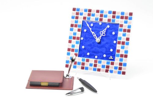 Handmade Uhr aus Glas ausgefallene Wanduhr Haus Dekoration bunte Wanduhr - MADEheart.com