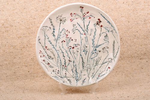 Keramischer Deko Teller aus Ton mit Muster bemalt grell stilvoll handgemacht - MADEheart.com