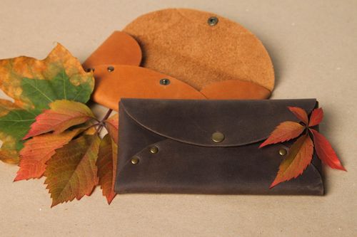 Unusual handmade leather wallet fashion trends cool accessories for girls - MADEheart.com