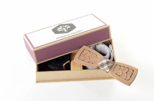 Helle Fliege aus Holz handmade Accessoire für Männer Krawatte Fliege gemustert - MADEheart.com