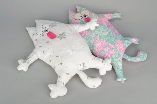 Soft pillow pet Cat - MADEheart.com