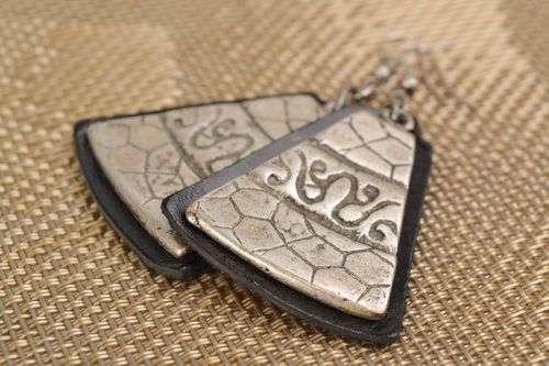 Massive hypoallergenic metal earrings with ornament in Ukrainian baroque style - MADEheart.com