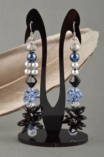 Aretes con cristales hechos a mano accesorio de mujer regalo original para amiga - MADEheart.com