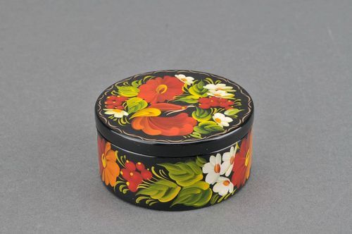 Round wooden box Bird in flowers - MADEheart.com