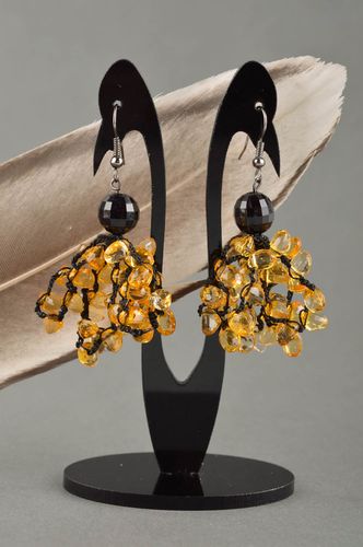 Aretes para damas hechos a mano con cristales accesorio de mujer regalo original - MADEheart.com