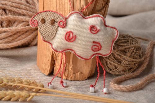 Suspension déco en tissu faite à la main - MADEheart.com