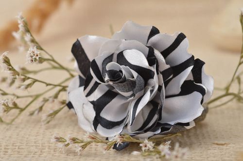 Broche para el pelo hecho a mano adorno para el cabello accesorio de moda bueno - MADEheart.com