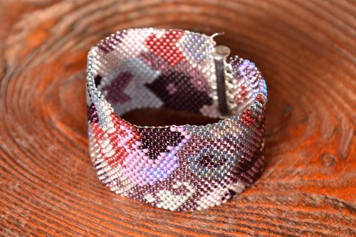 Bracelete feito à mão de miçangas largo  - MADEheart.com