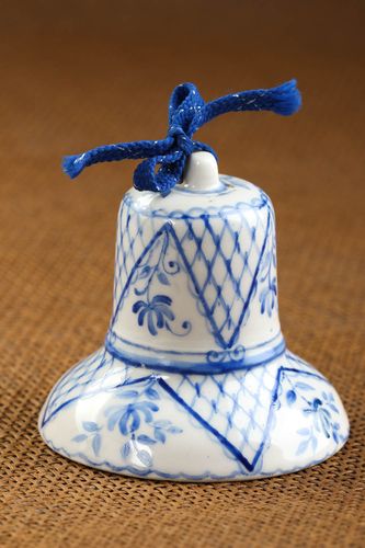 Колокольчик из глины handmade глиняный сувенир голубой колокольчик сувенирный - MADEheart.com