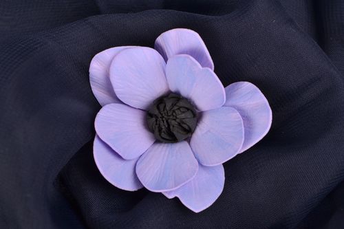 Pinza para el pelo de goma EVA artesanal Anemone violeta - MADEheart.com