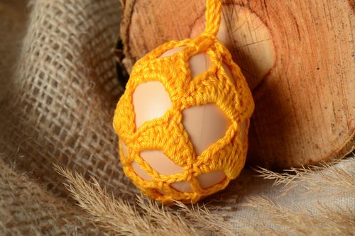 Пасхальное яйцо декоративное в ажурном чехле желтое - MADEheart.com