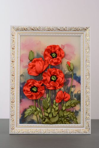 Quadro com bordados feito à mão Papoilas - MADEheart.com