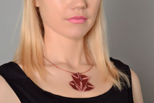 Unusual beaded pendant - MADEheart.com