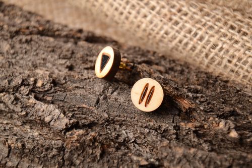 Unusual handmade wooden earrings artisan jewelry designs stud earrings - MADEheart.com
