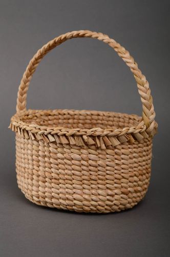 Круглая сумка-корзина из рогоза - MADEheart.com