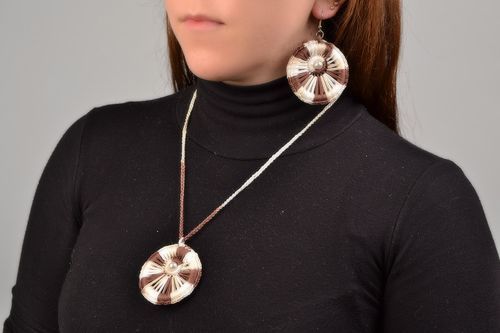 Ciondolo e orecchini fatti a mano parure di gioielli accessori da donna - MADEheart.com