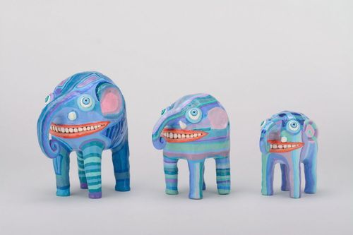 Conjunto de estatuetas de cerâmica em estilo grotesco - MADEheart.com