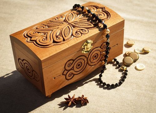 Wooden box with a lock - MADEheart.com