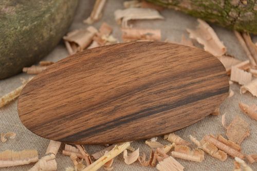 Barrette à cheveux en bois naturel originale ovale accessoire pratique fait main - MADEheart.com