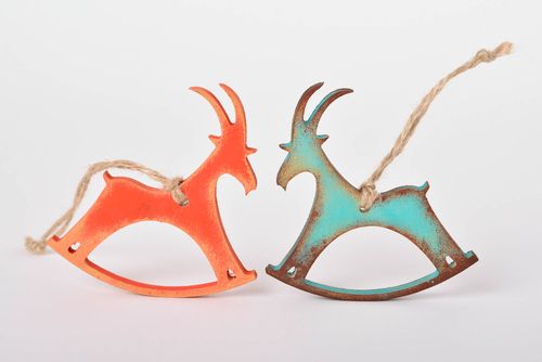 Weihnachtsbaum Schmuck handmade Deko zum Aufhängen Tannenbaum Schmuck aus Holz 2 - MADEheart.com