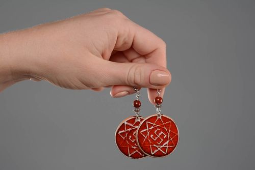 Round earrings amulets Oberezhnik - MADEheart.com