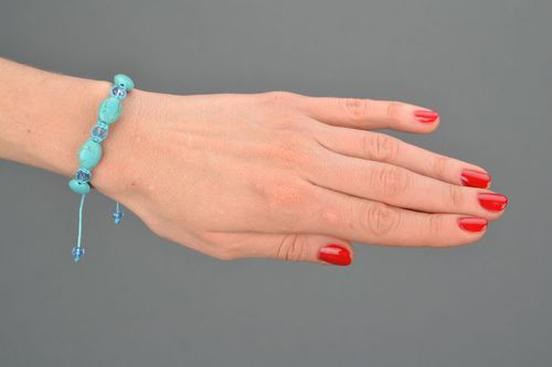 Bracelet woven of beads and cord - MADEheart.com