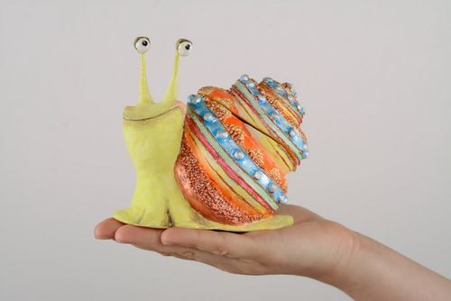 Figurine box Papier-Mache - MADEheart.com