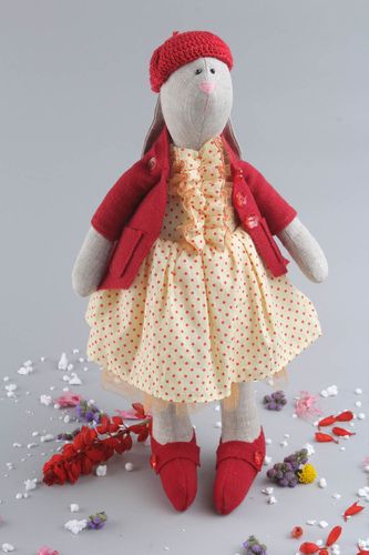 Stuffed toy Hilda - MADEheart.com