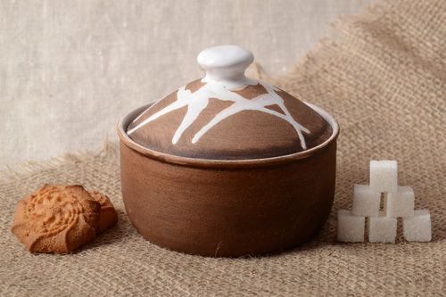 Handmade ceramic sugar bowl with lid - MADEheart.com