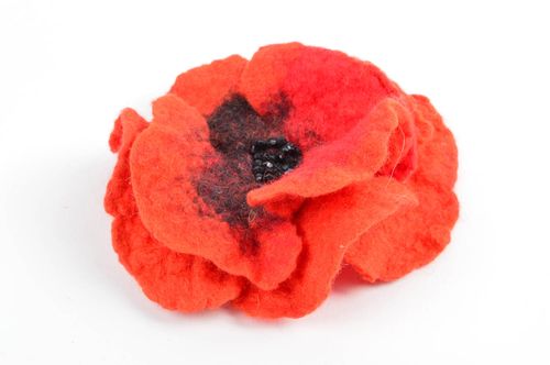 Schmuck aus Stoff handmade Brosche Modeschmuck exklusiver Schmuck für Frauen - MADEheart.com