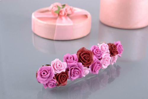Pasador para el pelo con flores de arcilla polimérica  - MADEheart.com