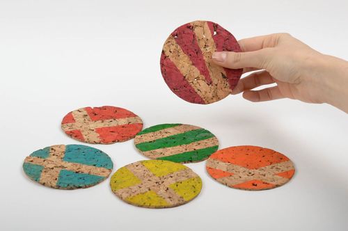 Tassen Untersetzer handmade Küchen Zubehör Holz Accessoires bunt ausgefallen - MADEheart.com