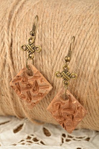 Square earrings - MADEheart.com