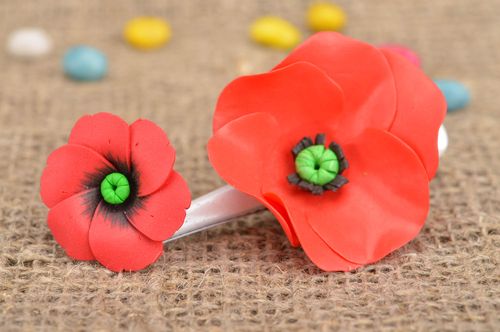 Schmuckset aus Polymer Ton 2 Stück Haarklammer und Ring mit Blumen rot handmade - MADEheart.com