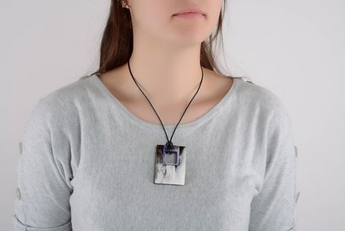 Colgante artesanal con fijación - MADEheart.com